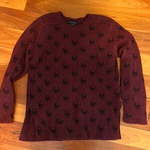 Skull cashmere sweater. Slight pilling but otherwise in good condition.